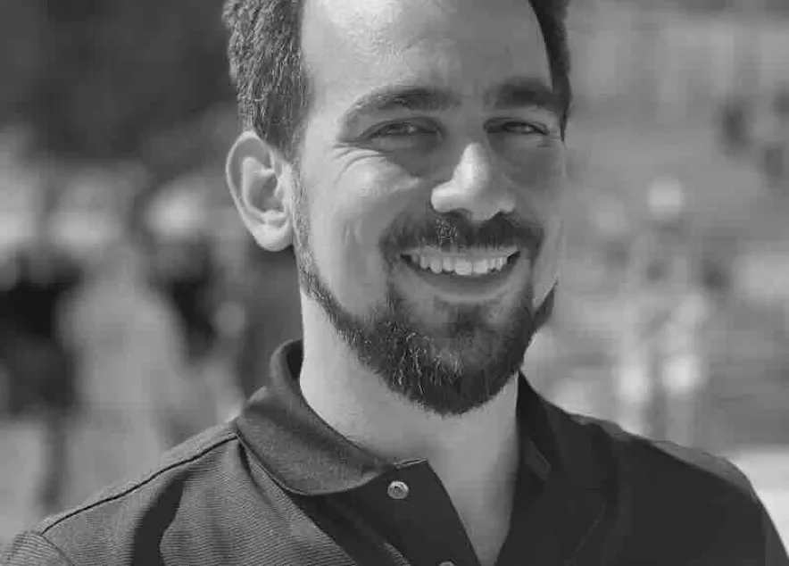 Ashraf headshot